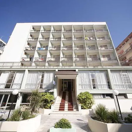 Telstar Hotell 3*