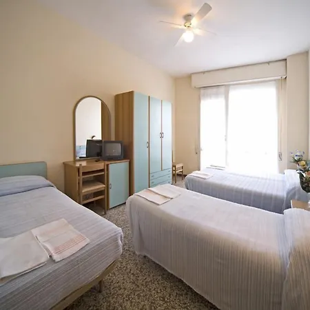 Telstar Hotell 3*