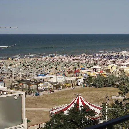 Telstar Hotell 3*