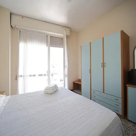 Telstar Hotel