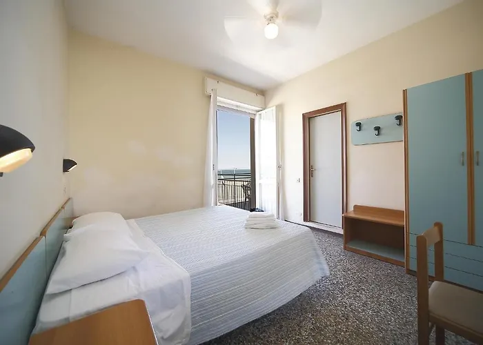 Hotel Telstar 3*